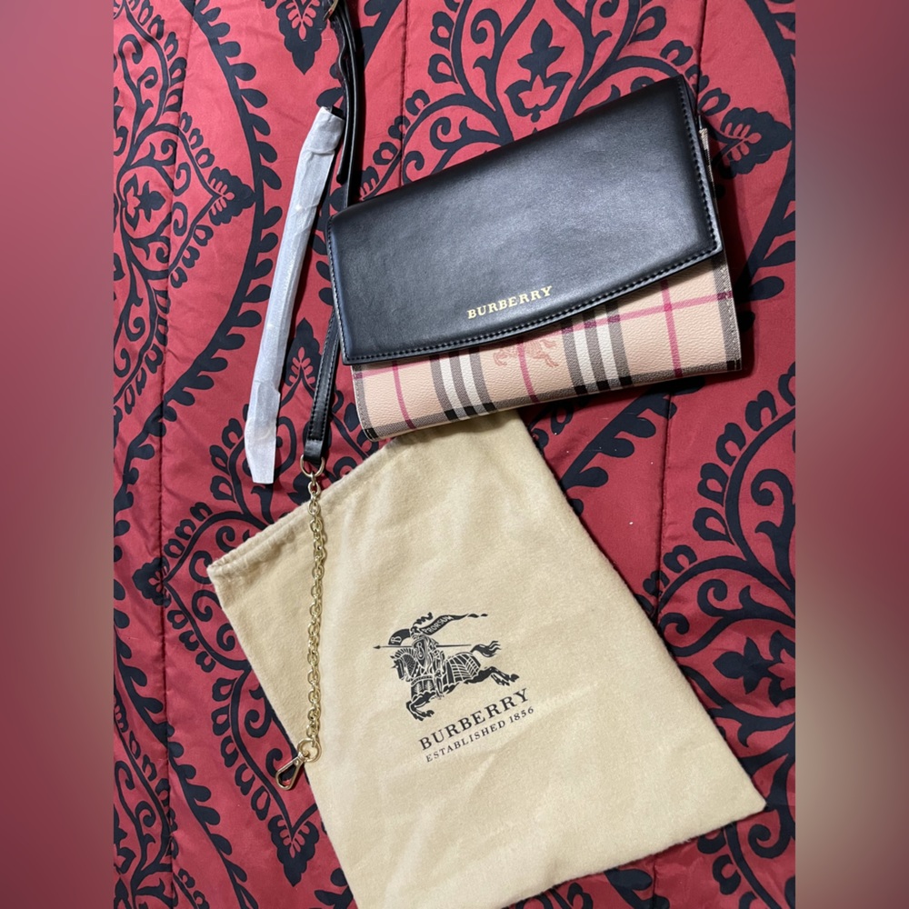 Authentic Burberry cross body!!